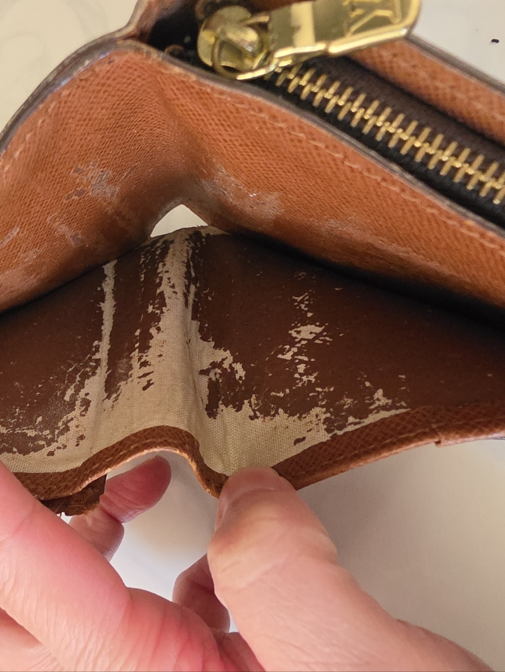 AUTHENTIC Louis Vuitton Monogram Bifold Snap Wallet (Pre-loved Condition!) - Picture 10 of 12